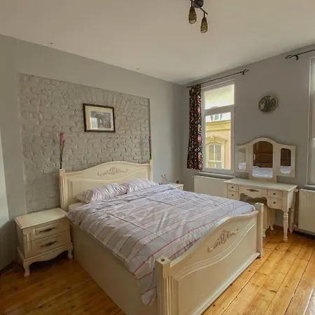 Lejlighed Gigi's Historic Flat With A Sea View In Galata *